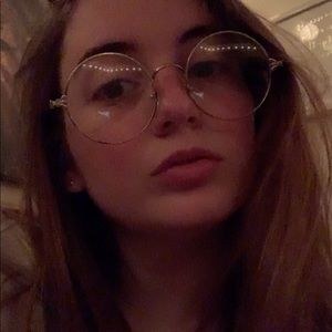 Meet your Posher, Leighann